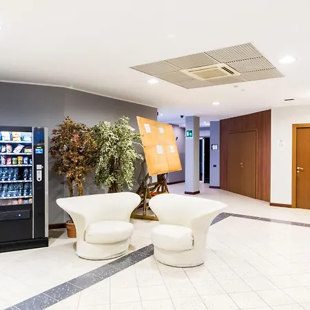 Hotel Airport Bergamo 4*
