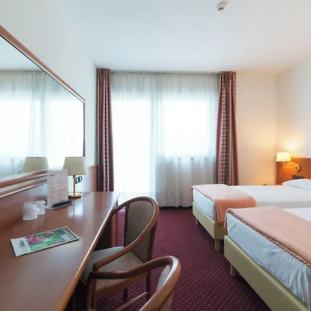 Airport Bergamo Hotel Bagnatica