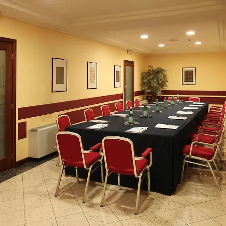 Отель Airport Bergamo