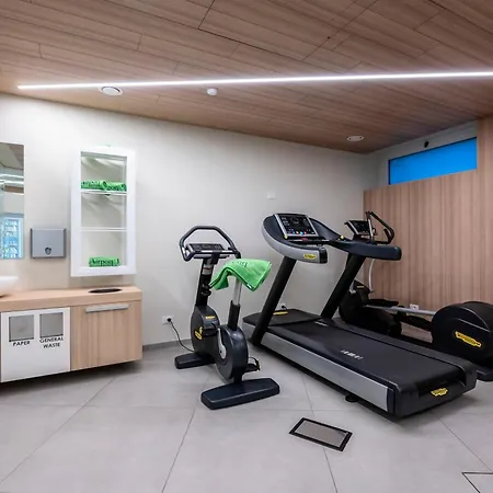 Airport Bergamo Отель Баньятика