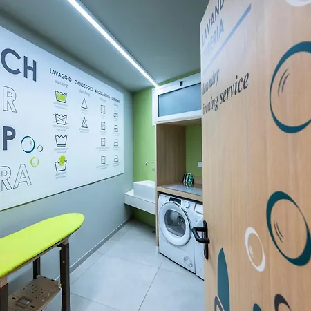 Airport Bergamo Отель 4*