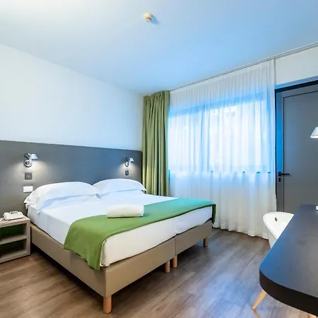 Отель Airport Bergamo Баньятика