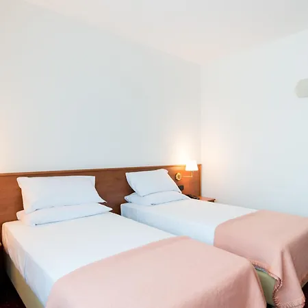 Airport Bergamo Отель Баньятика